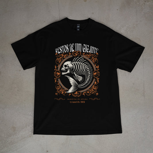 CAMISETA RESTOS DE UM GIGANTE